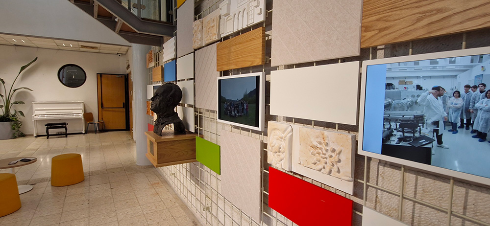 לובי קמפוס IASA